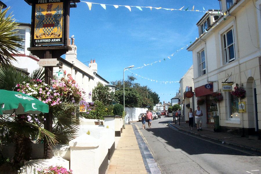 Shaldon pub, for lunch