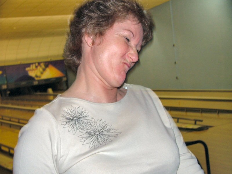 Mrs, unimpressed by that bowl